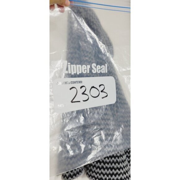 Vita Milano Women's Black  White Chevron Pattern Fuzzy Knit A-Line Skirt Small - Picture 3 of 8